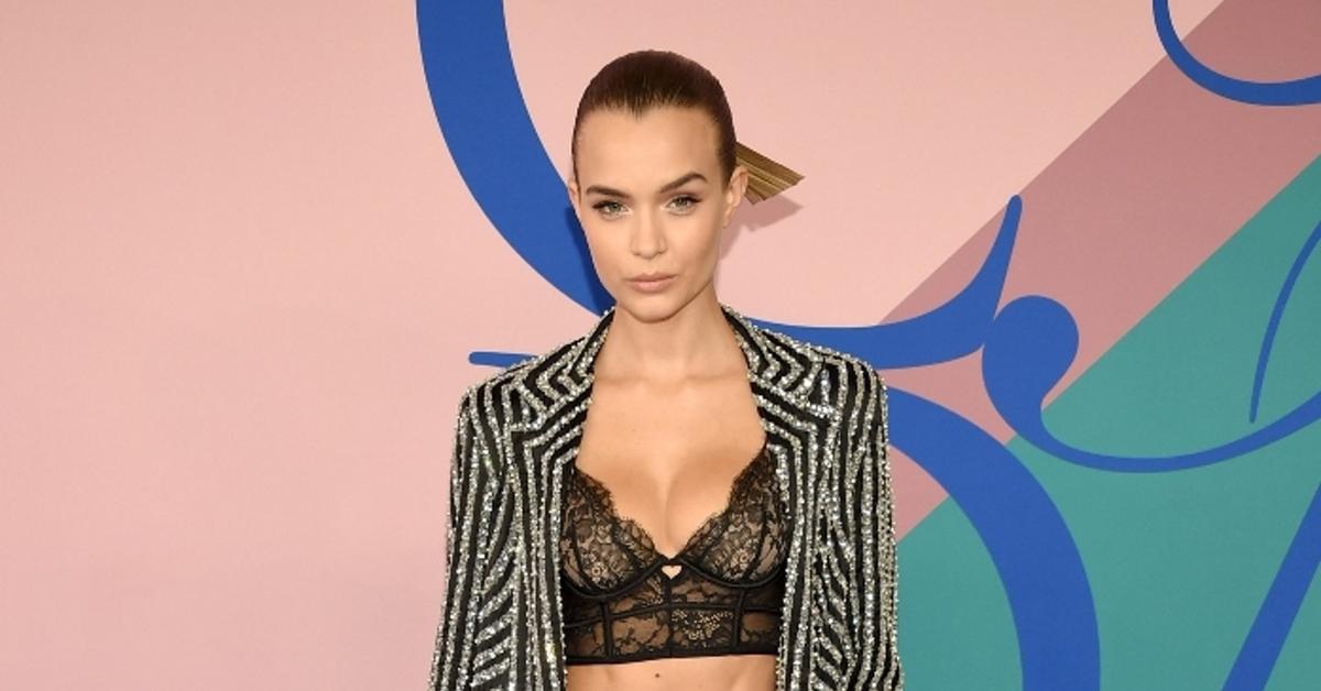 На грани фола! Как носить лифы, бра и боди вместо топов и