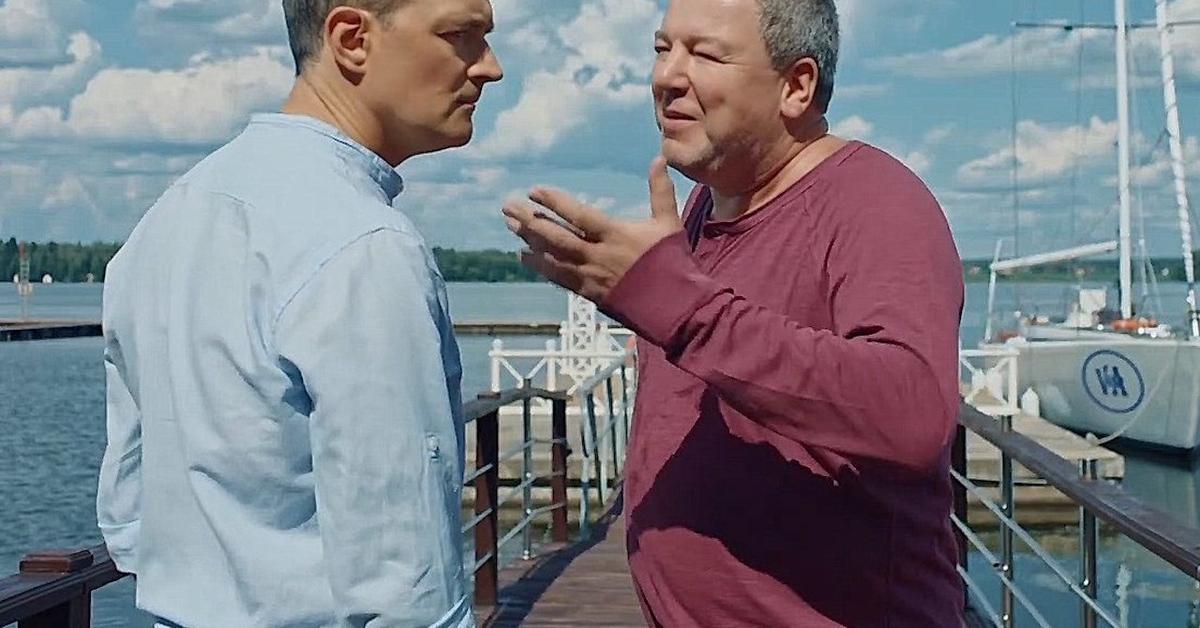 Tv Hit Serial Vojna Semej Interesnye Fakty O Sozdanii Komedii S Aleksandrom Robakom I Egorom Beroevym Wmj Ru
