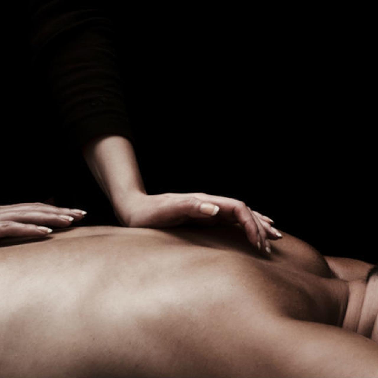 массаж парня грудью фото 27