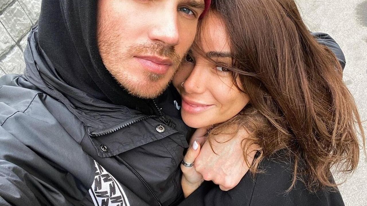 С кем сейчас айза. С кем сейчас айза. С кем сейчас айза. Гуф и айза. С кем сейчас айза.