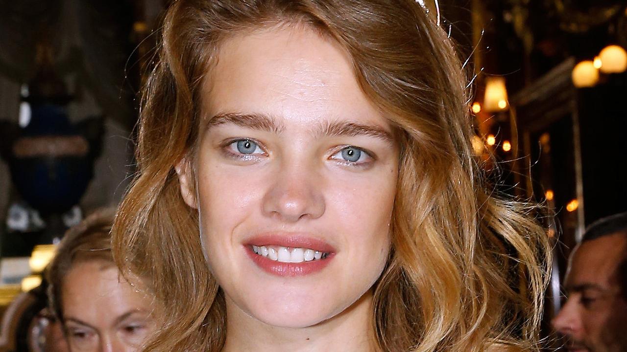 Почему водянова. Водянова 2000. Сестра натальи водяновой. Почему водянова. Почему водянова.