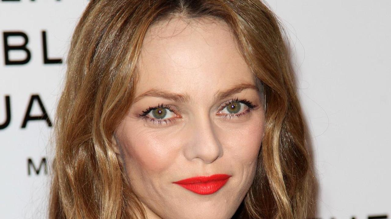 ванесса паради 2023. актрисы ванессы паради. имя актрисы паради. ванесса паради сейчас 2022. ванесса паради сейчас 2022.