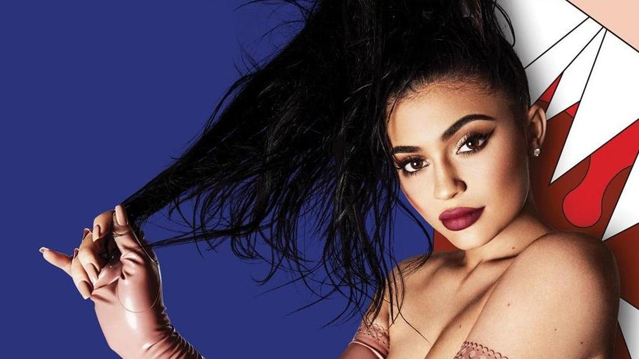 Kendall Jenner Topless