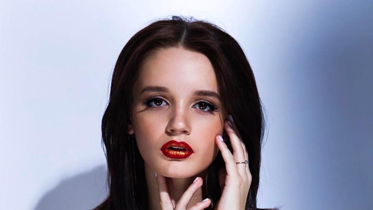 александрой морозовой дочь славы. александра сланевская дочь славы. саша морозова. саша морозова. саша морозова дочь славы.