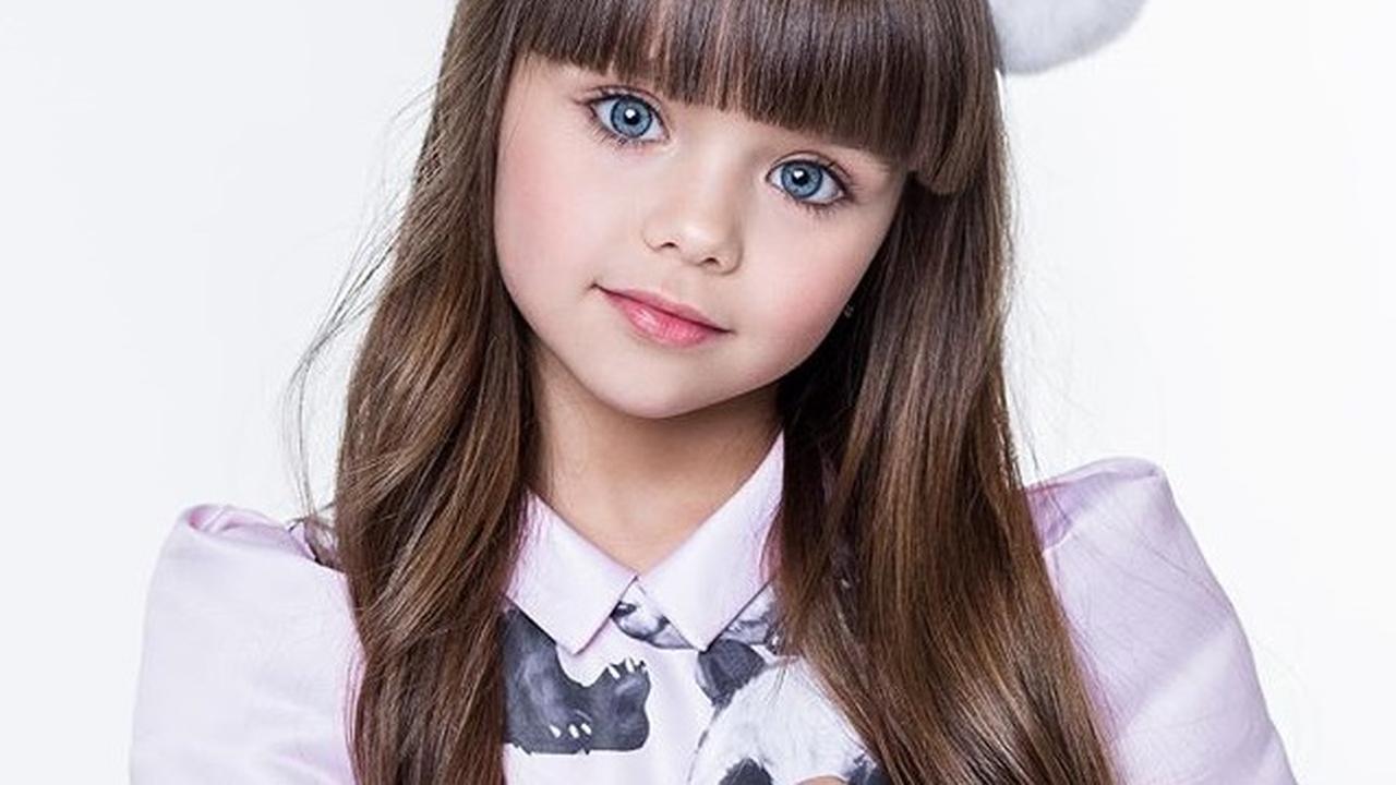 Как зовут большой девочкой. Как зовут большой девочкой. Анастасия павловна князева. Анастасия князева 2017. Анастасия князева некрасивая.