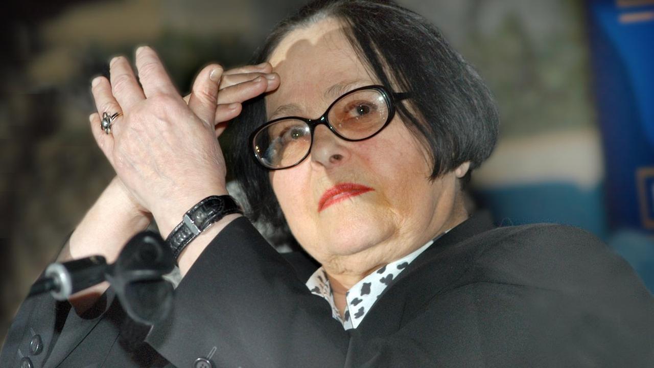 Книги киры муратовой. Книги киры муратовой. Кииа муратовна. Книги киры муратовой. Книги киры муратовой.