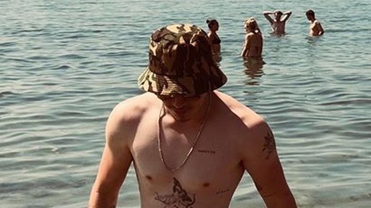 Валера Колосков торс