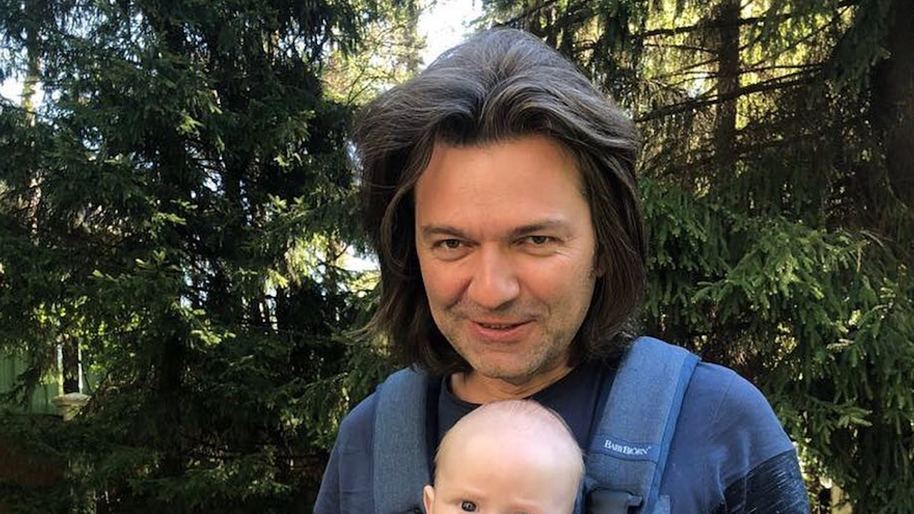 Сколько лет отцу дмитрию