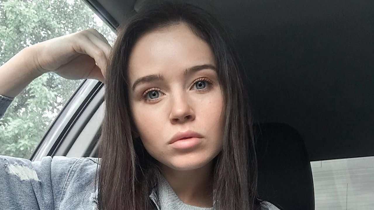 глаза полины