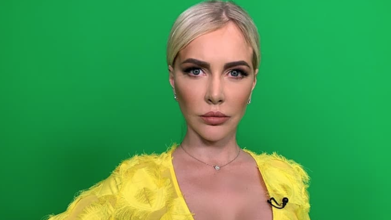Маша малиновская училка и медведь