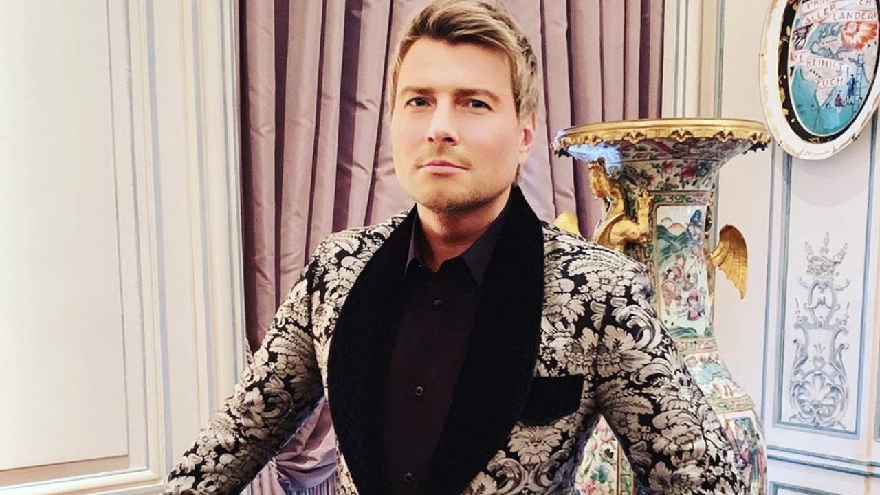 басков сейчас 2020. где сейчас живет басков. где сейчас живет басков. дом николая баскова на рублевке. где сейчас живет басков.