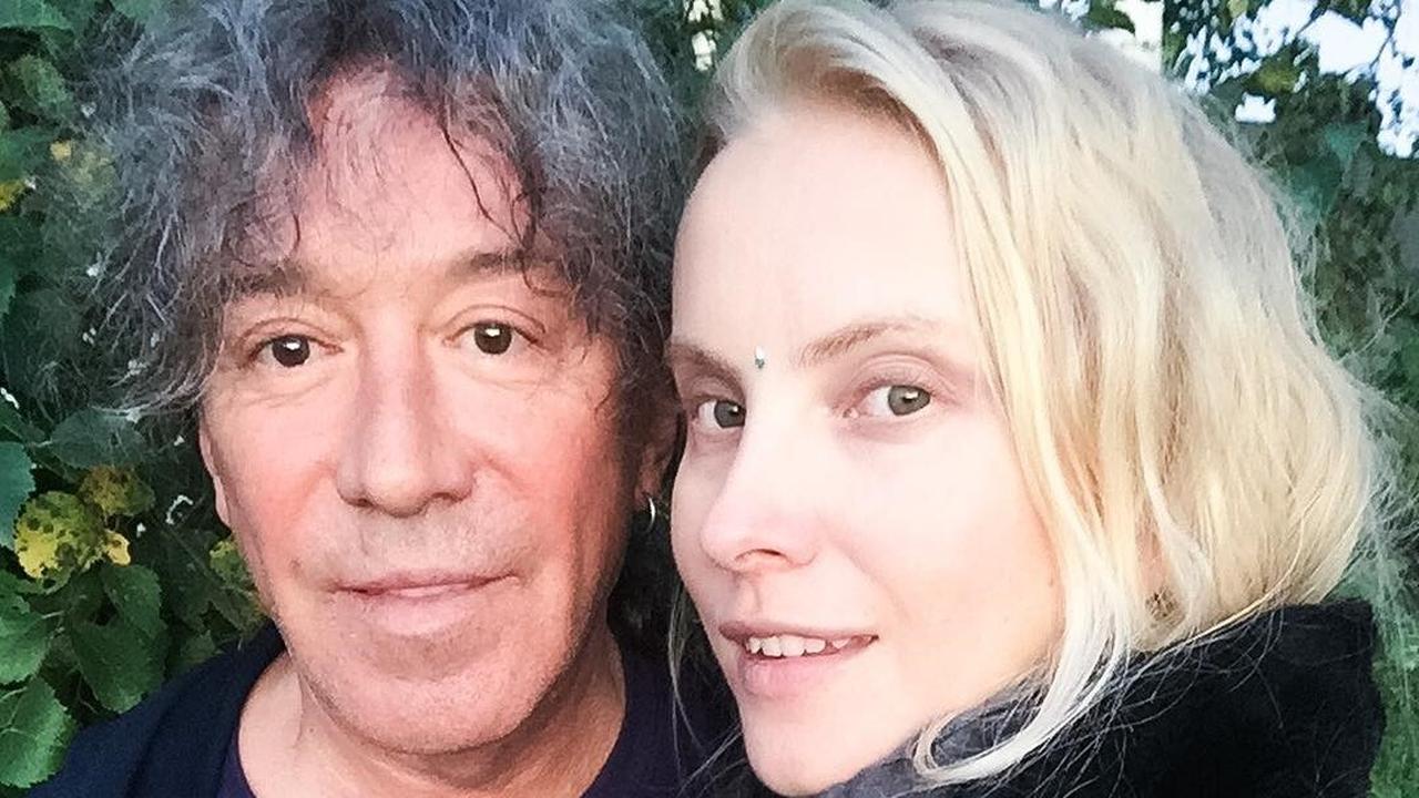 Бывшая жена Владимира Кузьмина заявила, что Алла Пугачева увела певца из семьи с
