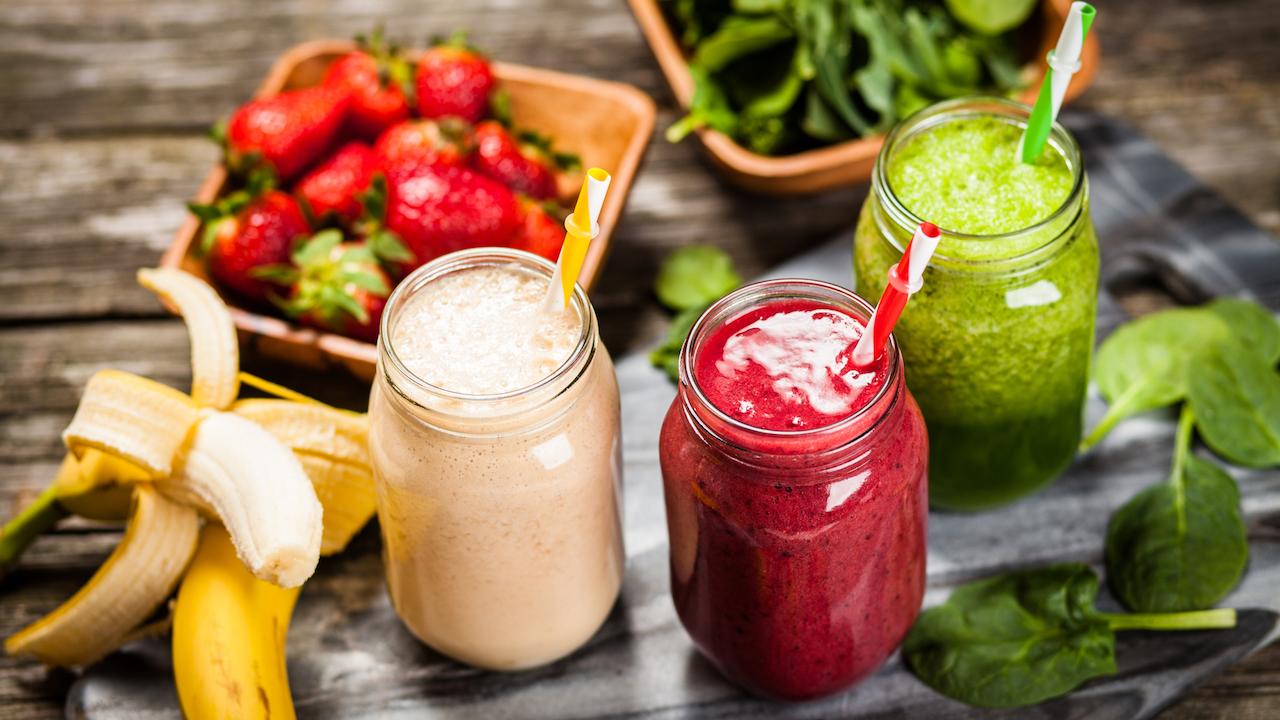 5 бодрящих напитков для поднятия настроения