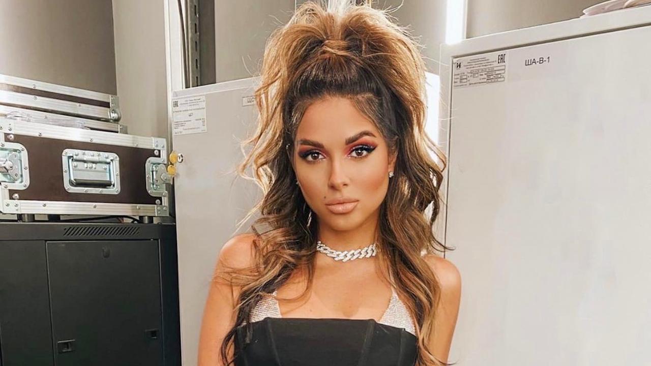 Прическа локоны на средние волосы. Nyusha - цунами. Нюша певица. Y if. Y if.