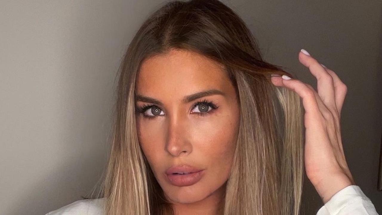 алекс топурия. топурия. солистка группы а'студио. кэти топурия фото. топурия.