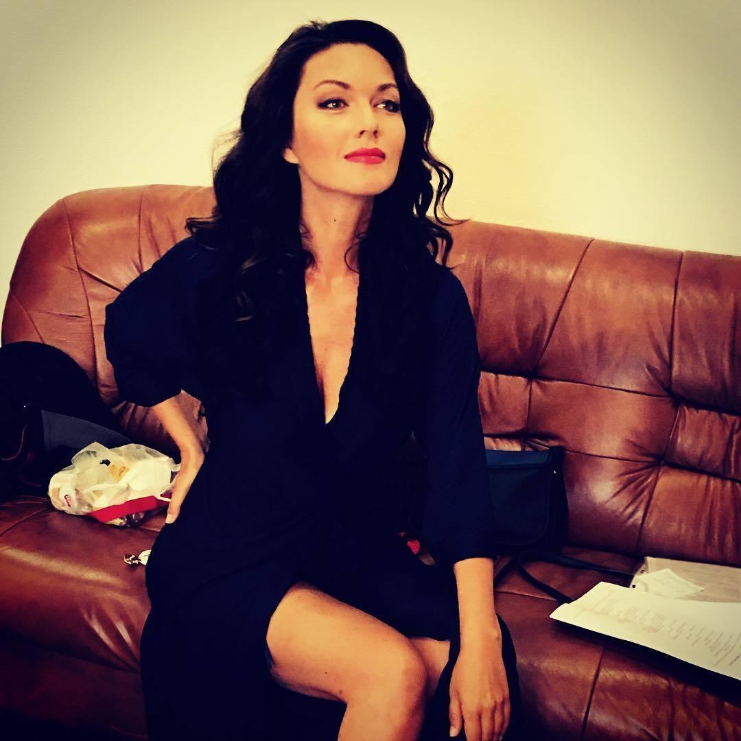 Юлия Такшина Фото В Купальнике