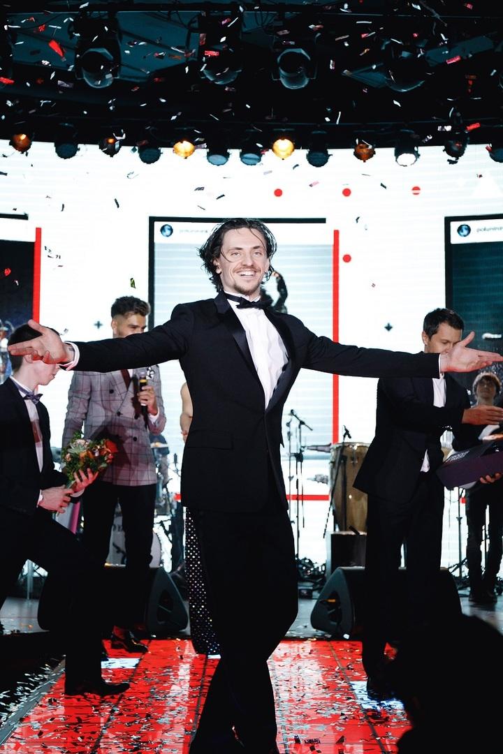 Novyj Roman Tancovshik Sergej Polunin I Olimpijskaya Chempionka Elena Ilinyh Vpervye Vyshli V Svet Vmeste Wmj Ru