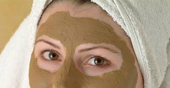 Маска для лица из меда и глины WMJ.ru