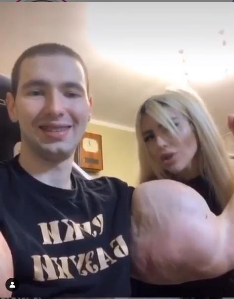 Руки базуки и пискун. Катя Великая Кирилл Терешин. Девушка Кирилла Терешина. Кирилл Терешин блондинка