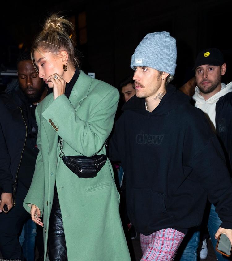 Toshaya Figura Zhidkie Usy Neryashlivye Pricheska I Look Biber Perestal Sledit Za Svoej Vneshnostyu I Stilem Wmj Ru